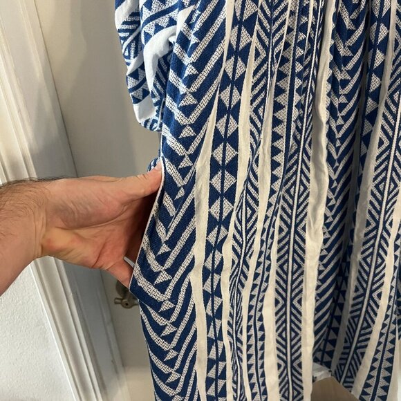 1012 NEVER A WALLFLOWER  Women's High Neck Dress Size Small Color Blue White - Picture 8 of 9